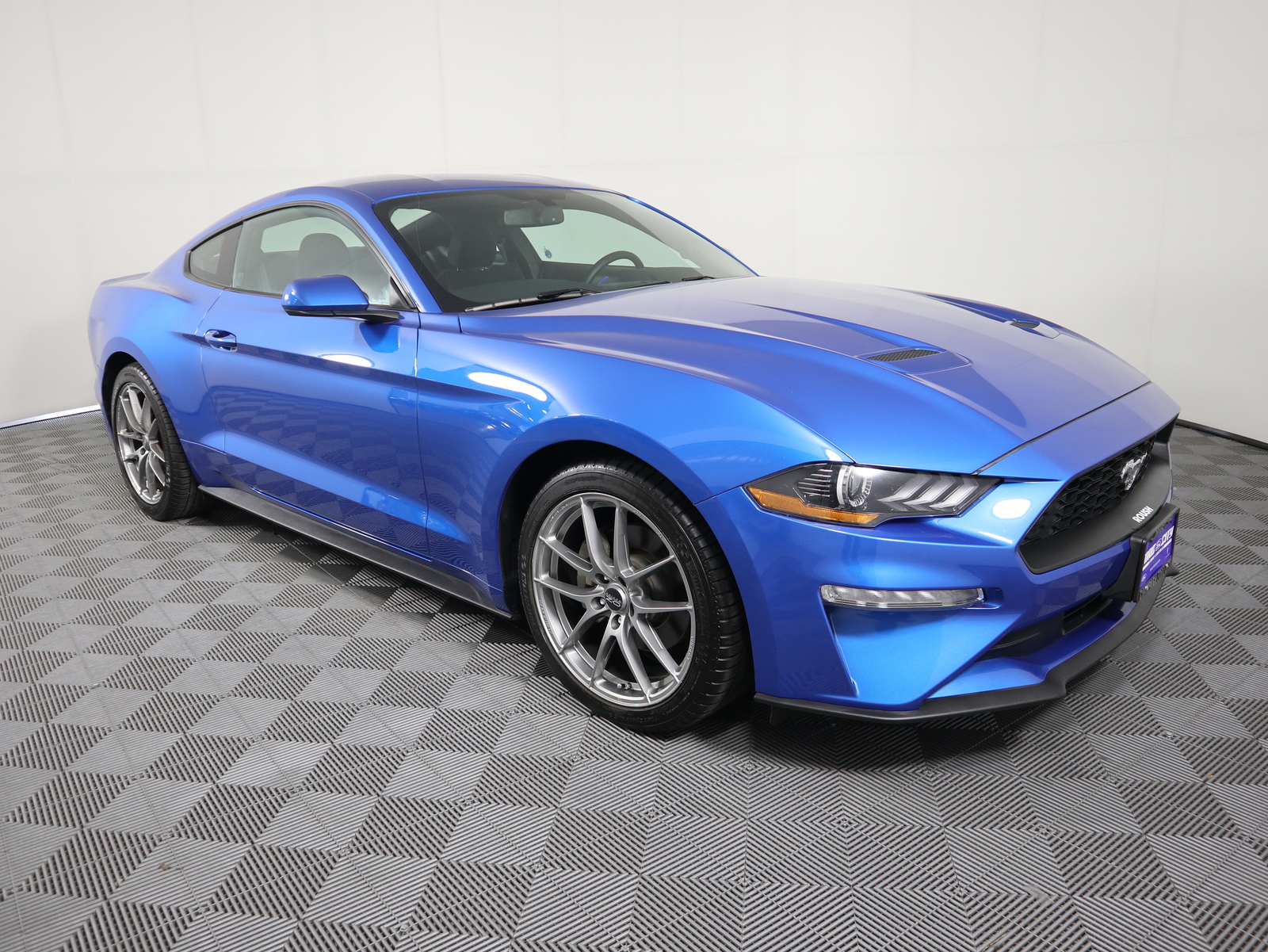 PreOwned 2019 Ford Mustang EcoBoost Fastback 2dr Car in