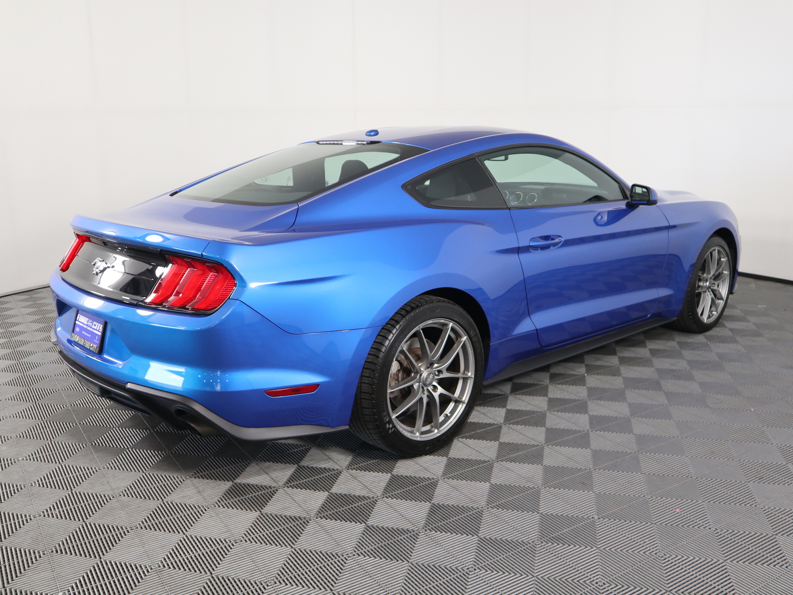 Pre-Owned 2019 Ford Mustang EcoBoost Fastback 2dr Car in Savoy #M4135 ...