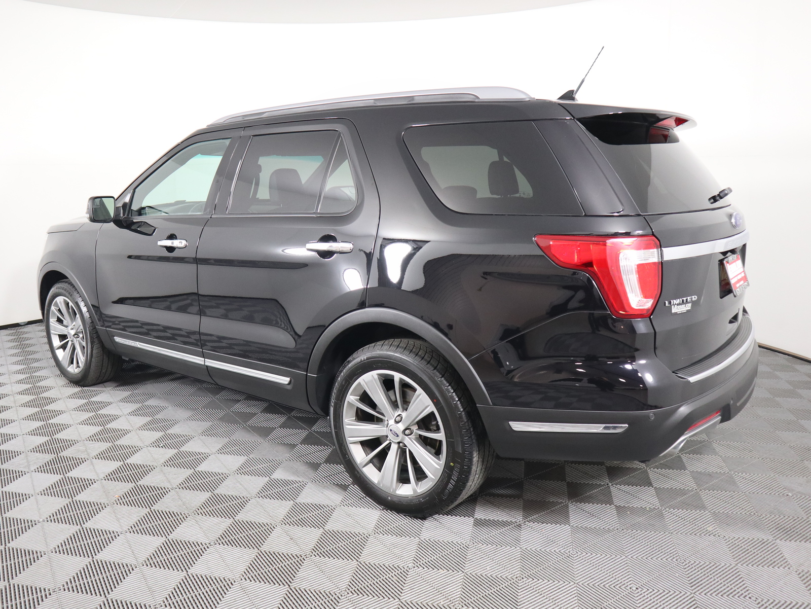 Pre-Owned 2018 Ford Explorer Limited FWD Sport Utility in Savoy # ...