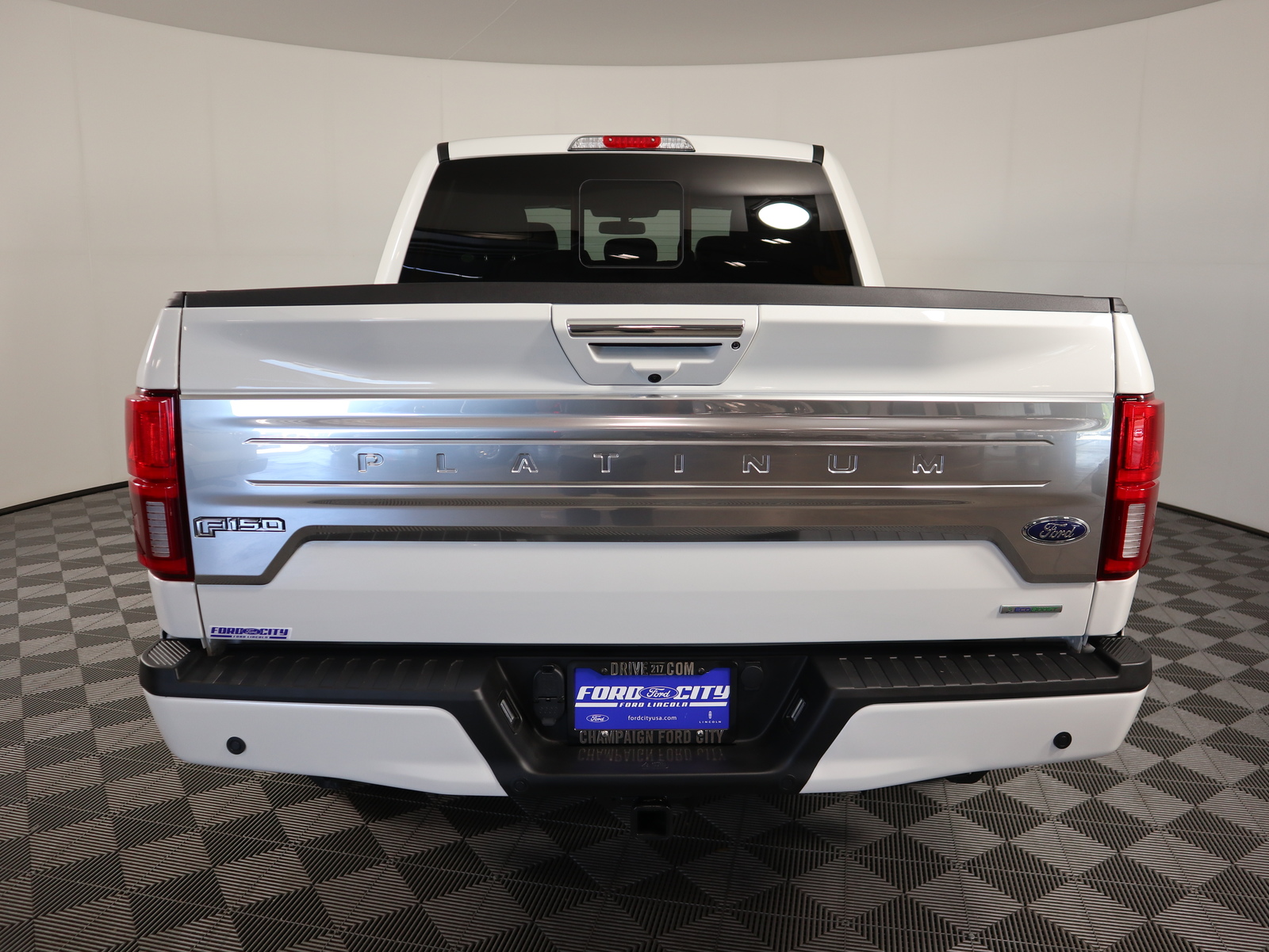 New 2020 Ford F-150 Platinum 4WD SuperCrew 5.5' Box Crew Cab Pickup in