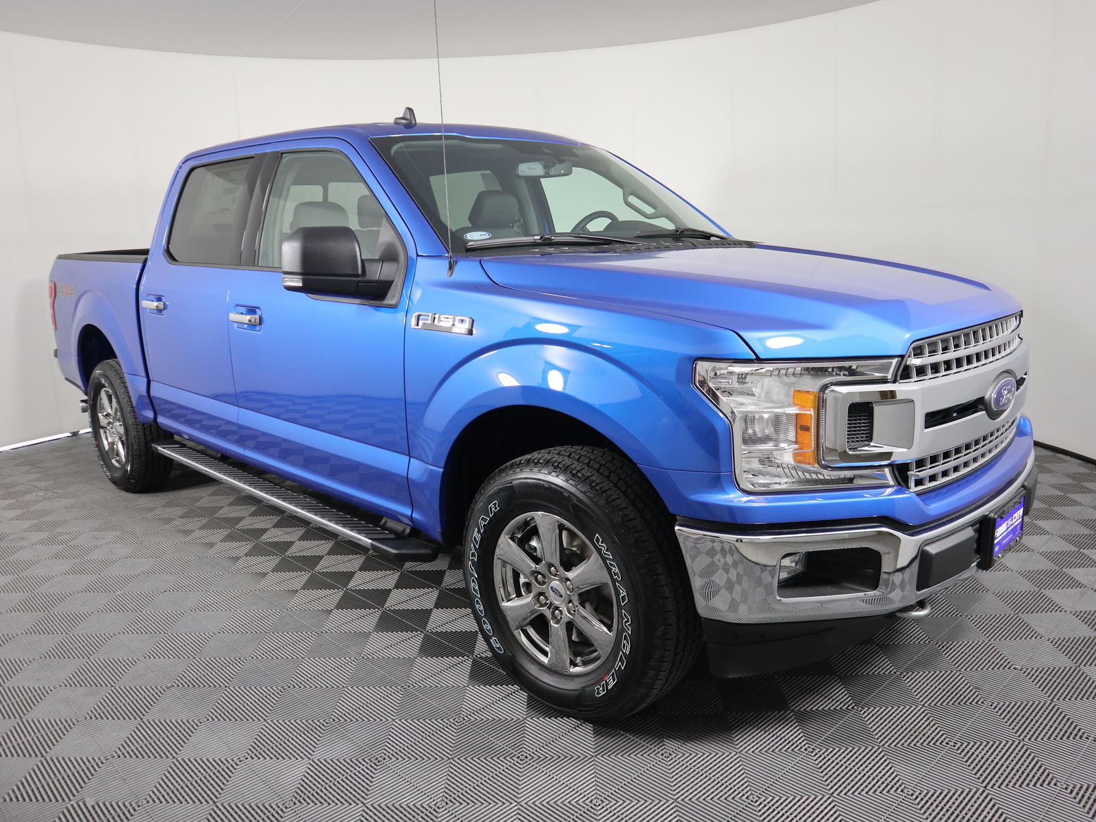 New 2020 Ford F-150 XLT 4WD SuperCrew 5.5' Box Crew Cab Pickup in Savoy 2020 F 150 Xlt 4x4 Towing Capacity