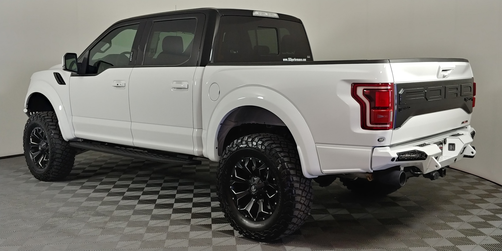 New 2019 Ford F-150 Raptor 4WD SuperCrew 5.5' Box Crew Cab Pickup in ...