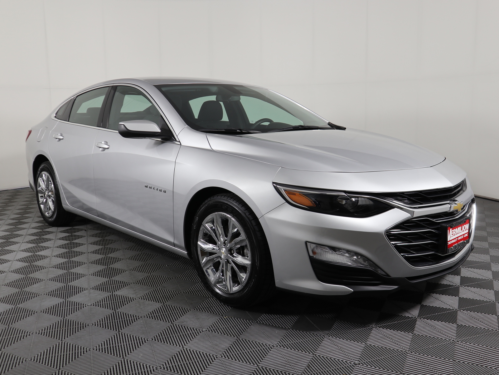 Pre-Owned 2019 Chevrolet Malibu 4dr Sdn LT w/1LT 4dr Car in Savoy # ...