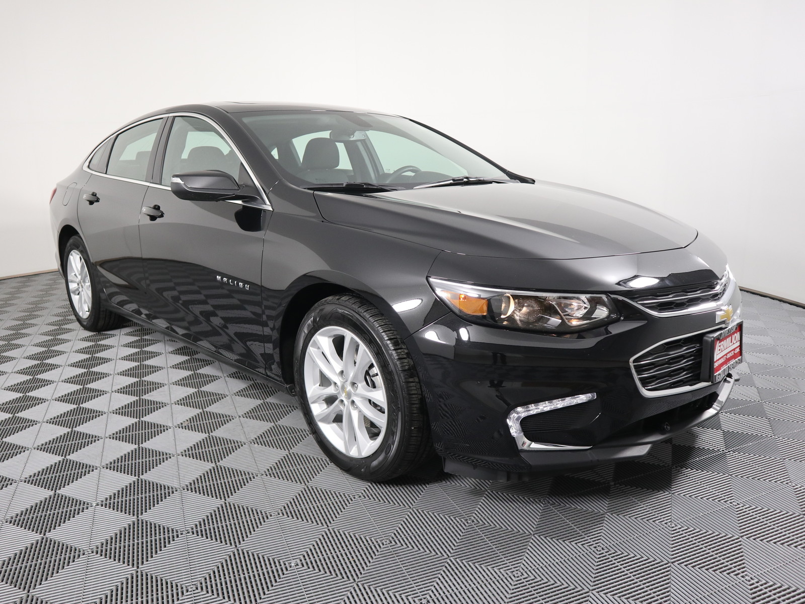 Pre-Owned 2018 Chevrolet Malibu 4dr Sdn LT w/1LT 4dr Car in Savoy # ...