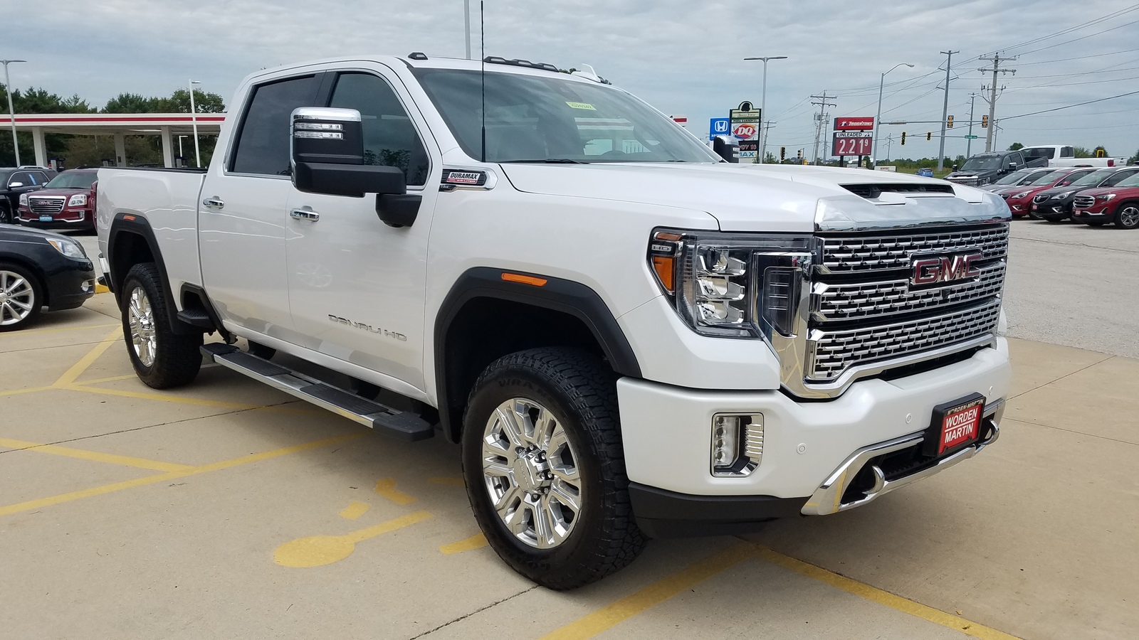 New 2020 GMC Sierra 2500HD 4WD Crew Cab 159 Denali Crew Cab Pickup in ...