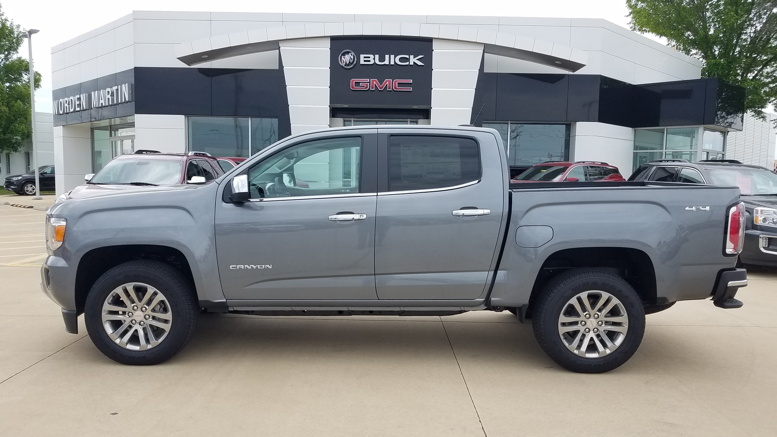 New 2020 GMC Canyon 4WD Crew Cab 128 SLT Crew Cab Pickup in Savoy # ...