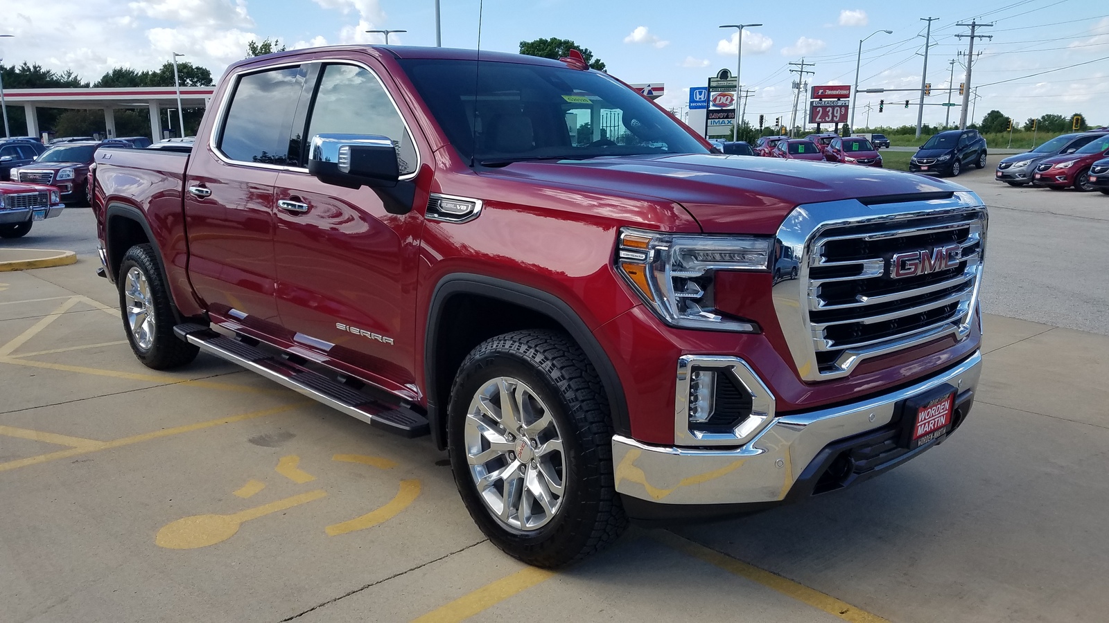 new-2020-gmc-sierra-1500-4wd-crew-cab-147-slt-crew-cab-pickup-in-savoy