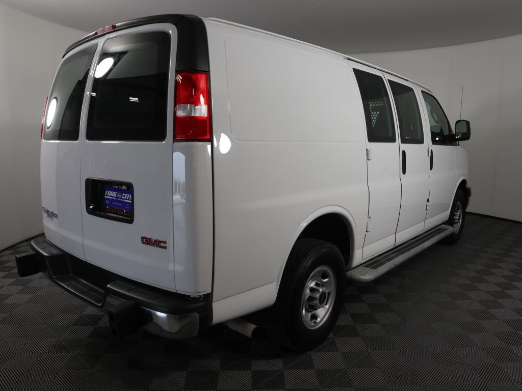 Pre Owned 2019 Gmc Savana 2500 Rwd 2500 135 Full Size Cargo Van In Savoy M4195 Drive217 5101