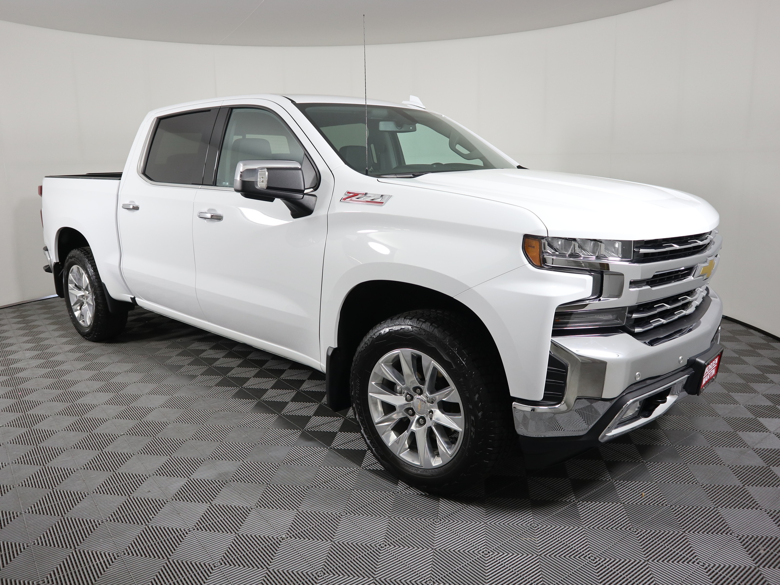 Pre-Owned 2019 Chevrolet Silverado 1500 4WD Crew Cab 147 LTZ Crew Cab ...