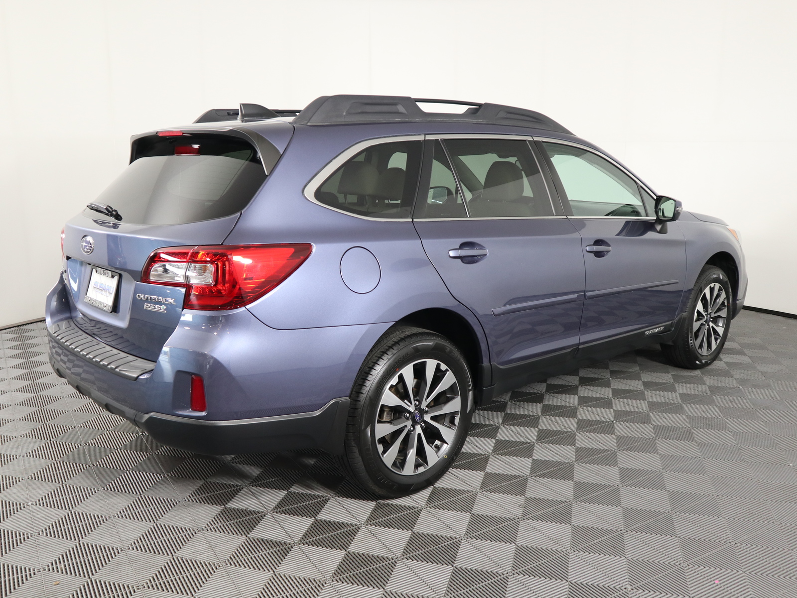 PreOwned 2016 Subaru Outback 4dr Wgn 2.5i Limited PZEV