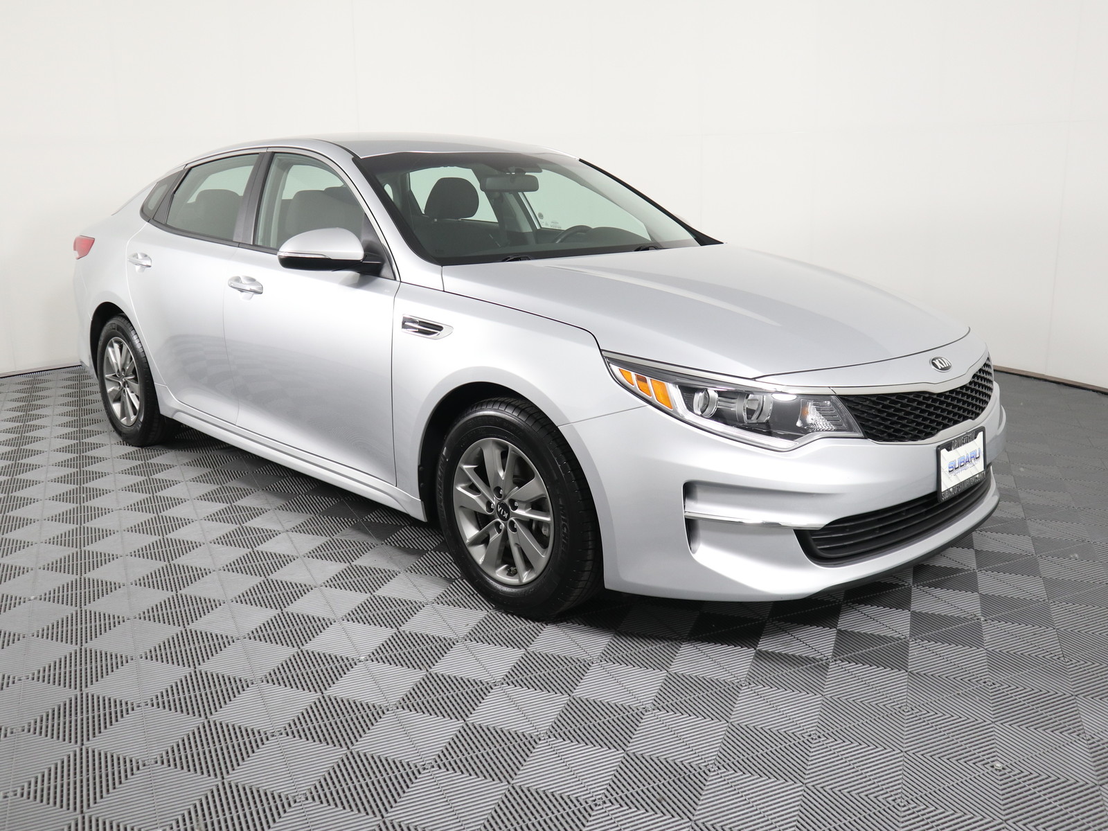 Pre-Owned 2016 Kia Optima LX TURBO 4dr Car in Savoy #U23238A | Drive217