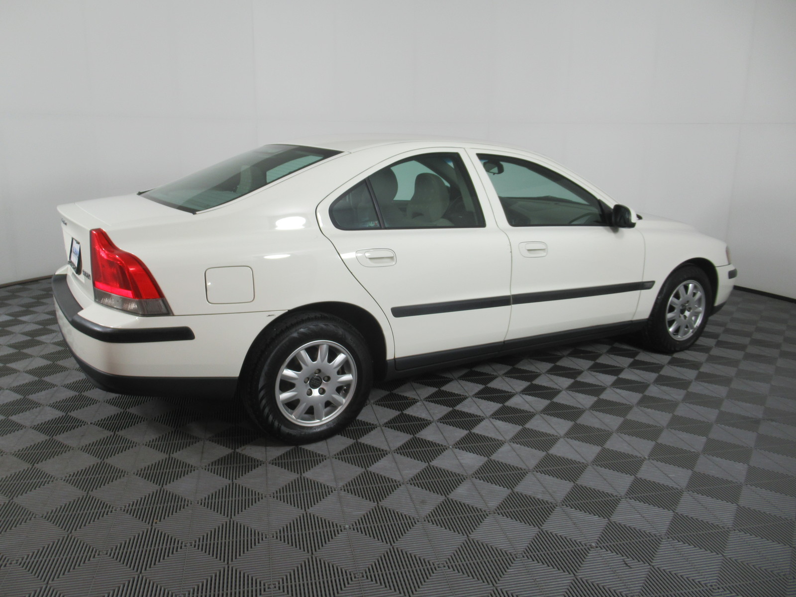 Pre-Owned 2002 Volvo S60 2.4 M 4dr Sdn Manual 4dr Car in Savoy #S20076A